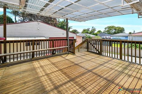 Photo of property in 28 Fairview Road, Papatoetoe, Auckland, 2025