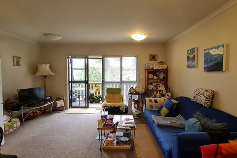 Photo of property in 24/8 Carolina Place, Albany, Auckland, 0632