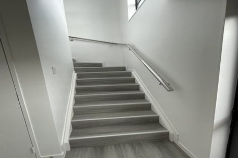 Photo of property in 9d Julian Place, Otara, Auckland, 2023