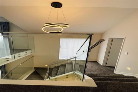 Photo of property in 28 Lime Hill Rise, Flat Bush, Auckland, 2019