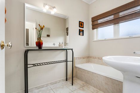 Photo of property in 4 Golf Road, Te Awamutu, 3800