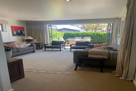 Photo of property in 52 Hawthorne Street, Strowan, Christchurch, 8052