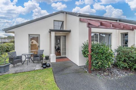 Photo of property in 22 Lakeridge Close, Rangatira Park, Taupo, 3330