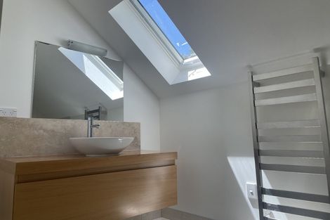Photo of property in 1 Purau Terrace, Cashmere, Christchurch, 8022