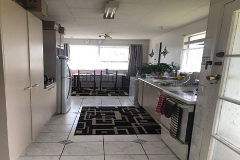 Photo of property in 15 Penfold Place, Henderson, Auckland, 0610