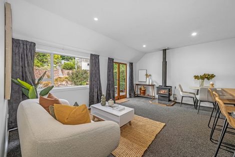 Photo of property in 30 Hawkhurst Road, Lyttelton, 8082