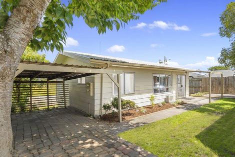 Photo of property in 114c Simpson Road, Papamoa Beach, Papamoa, 3118
