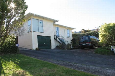 Photo of property in 68 Lavery Place, Sunnynook, Auckland, 0632