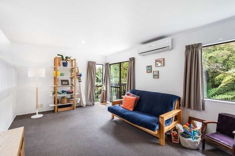 Photo of property in 4/33 Eskdale Road, Birkdale, Auckland, 0626