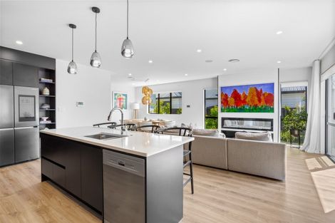 Photo of property in 11 Cutfield Lane, Kumeu, 0810
