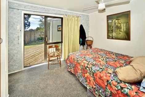 Photo of property in 2 Randell Place, Te Puke, 3119