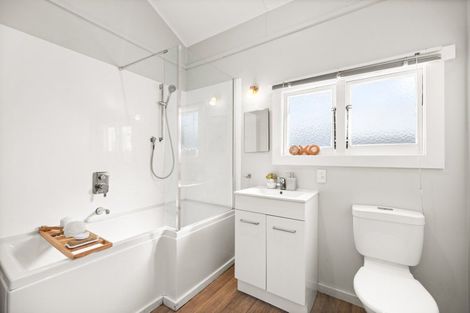 Photo of property in 93 Georges Drive, Napier South, Napier, 4110