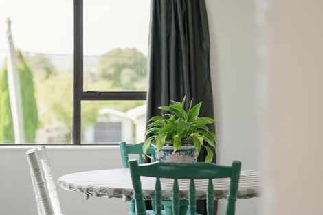 Photo of property in 11 Atua Street, Waikanae Beach, Waikanae, 5036