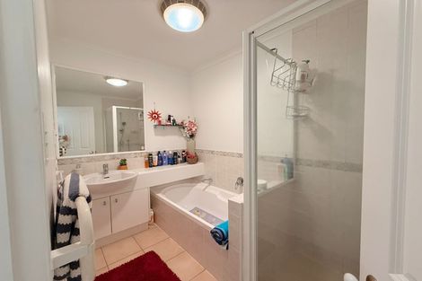 Photo of property in 3 Dunbarton Drive, Ranui, Auckland, 0612