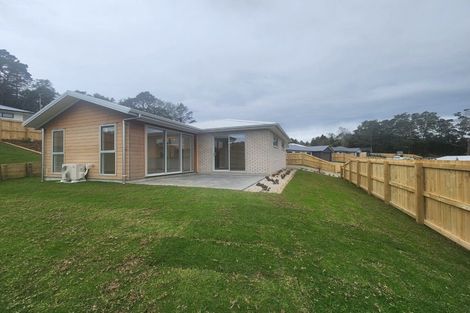 Photo of property in 1 Monterey Rise, Te Kamo, 0112