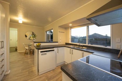 Photo of property in 4 Emmerdale Mews, Highbury, Palmerston North, 4412