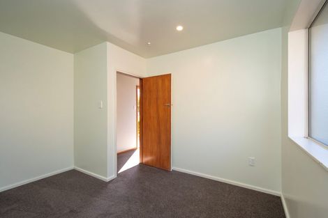 Photo of property in 106 Bickerton Street, Wainoni, Christchurch, 8061