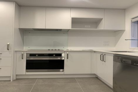 Photo of property in 4/58 Kemp Road, Massey, Auckland, 0614