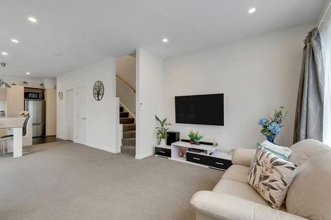 Photo of property in 7u7 Handyside Street, Tawa, Wellington, 5028