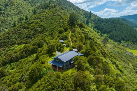Photo of property in 159 Lindens Road, Mount Pleasant, Blenheim, 7273