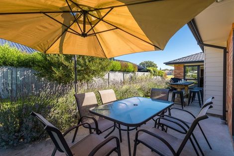 Photo of property in 17 Eric Batchelor Place, Waimate, 7924