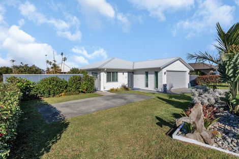 Photo of property in 8 Sando Way, One Tree Point, 0118