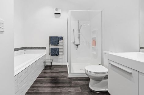 Photo of property in 58u3 Herbert Road, Queenwood, Hamilton, 3210