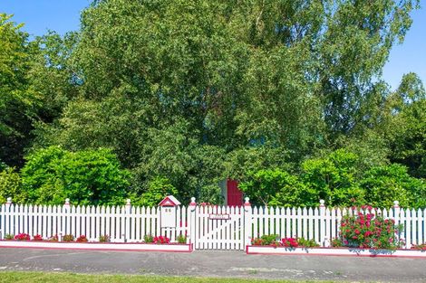 Photo of property in 86 Grey Street, Woodville, 4920
