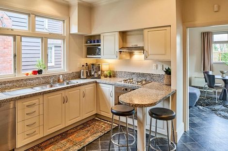 Photo of property in 10 Hinau Street, Woburn, Lower Hutt, 5010