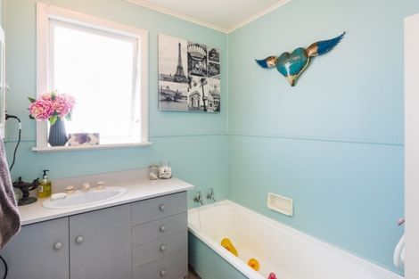 Photo of property in 6 Newbourne Crescent, Redwoodtown, Blenheim, 7201