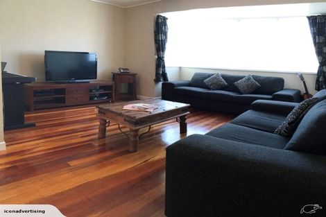 Photo of property in 16 Matai Street, Waiuku, 2123