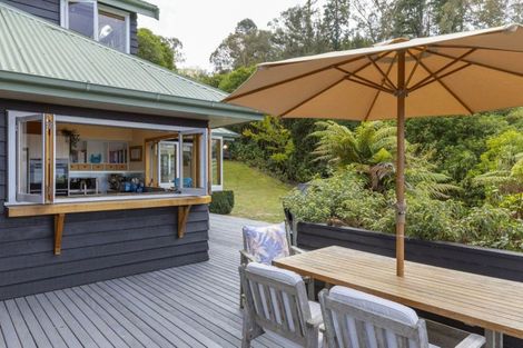 Photo of property in 21 Brunette Drive, Acacia Bay, Taupo, 3330
