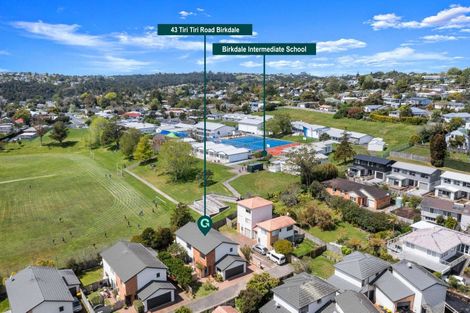 Photo of property in 43 Tiri Tiri Road, Birkdale, Auckland, 0626