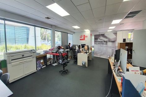 Photo of property in 100 Bush Road, Mosgiel, 9024