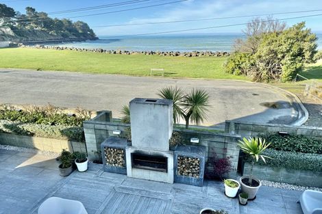 Photo of property in 25 Richmond Street, Waimataitai, Timaru, 7910