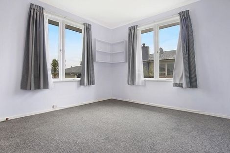 Photo of property in 116 Taikata Road, Te Atatu Peninsula, Auckland, 0610
