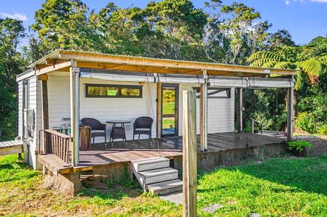 Photo of property in 1261 Frankley Road, Hurworth, New Plymouth, 4371