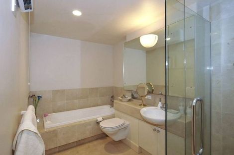 Photo of property in 308u1 Oriental Parade, Oriental Bay, Wellington, 6011