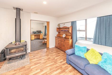 Photo of property in 45 Mowhanau Drive, Kai Iwi, Whanganui, 4574