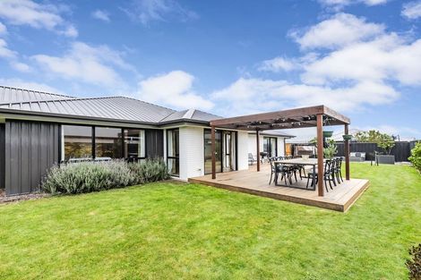 Photo of property in 43 Chris Drive, Rolleston, 7614