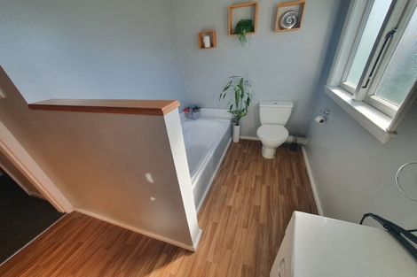 Photo of property in 15 Daniels Road, Redwood, Christchurch, 8051