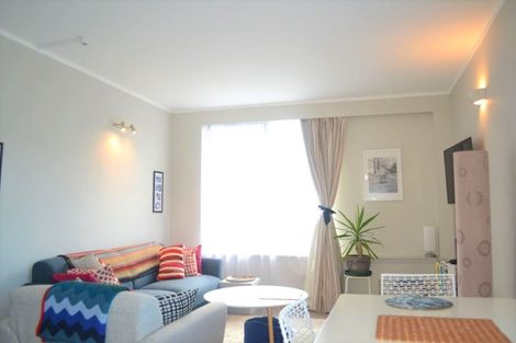 Photo of property in Hobson Court Flats, 54/70u Hobson Street, Thorndon, Wellington, 6011