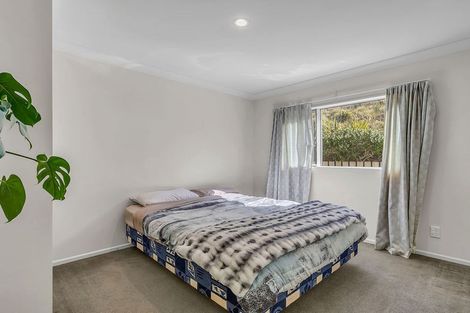 Photo of property in 10 Moonraker Place, Whitby, Porirua, 5024
