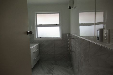 Photo of property in 32 Bartholomew Road, Levin, 5510