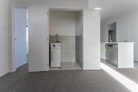 Photo of property in 17/1 Scott Road, Hobsonville, Auckland, 0616