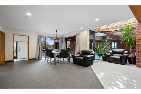 Photo of property in 37 Englefield Road, Belfast, Christchurch, 8051