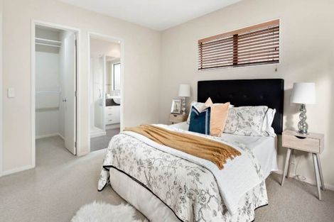 Photo of property in 3 Dunoon Close, Flat Bush, Auckland, 2016