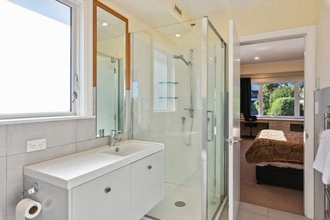 Photo of property in 18 Martin Road, Paraparaumu Beach, Paraparaumu, 5032