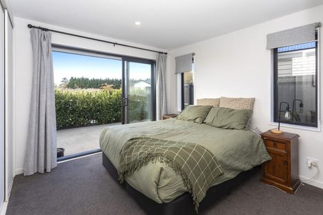 Photo of property in 4 Koral Lane, Broomfield, Christchurch, 8042