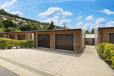 Photo of property in 67 Andrews Road, Queenstown, 9300